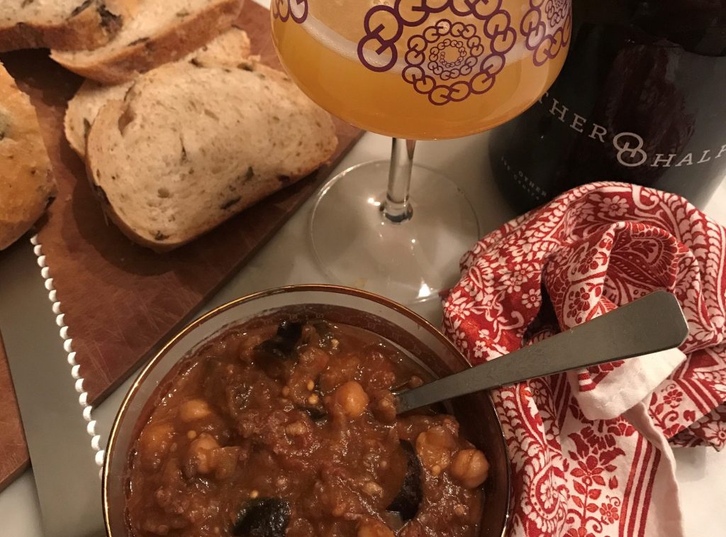 lahma bi betignan with olive bread and other half beer