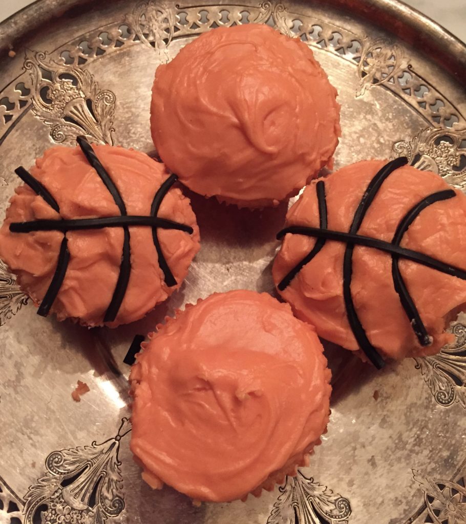 basketball cupcakes w nanas white cake recipe