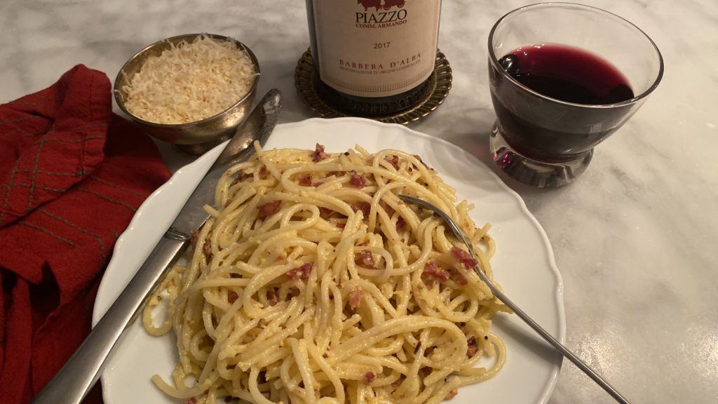 spaghetti carbonara and red wine